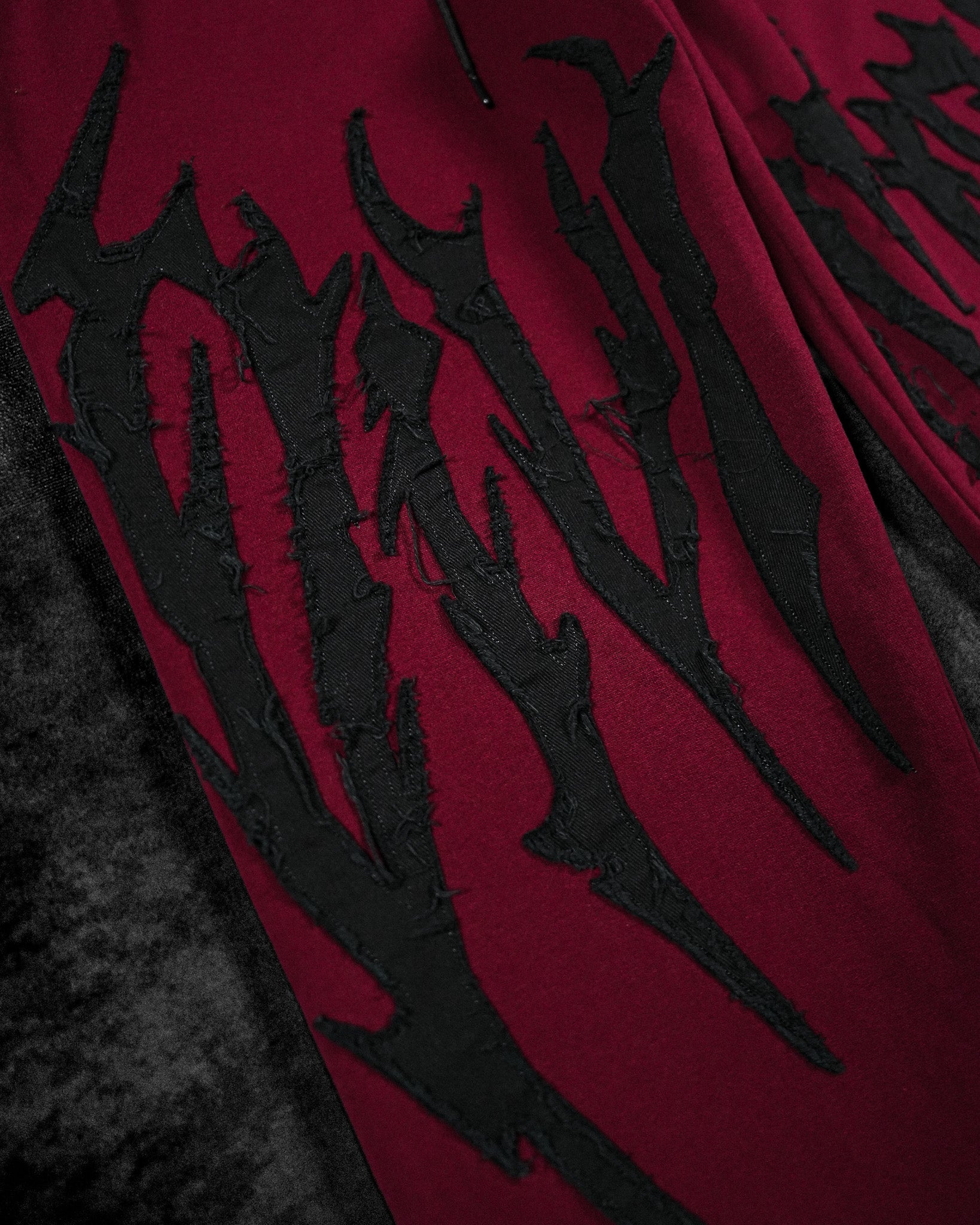 Destroyed Banana Shape sweatpants [CRIMSON]-Coordom