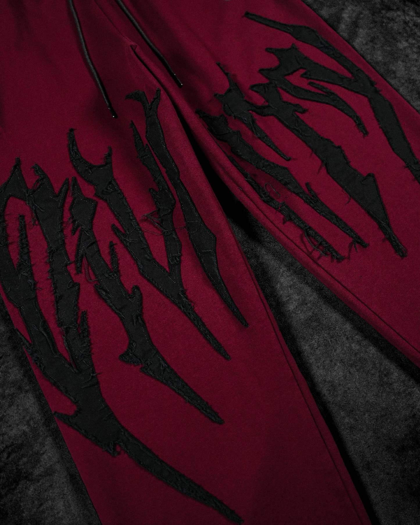 Destroyed Banana Shape sweatpants [CRIMSON]-Coordom
