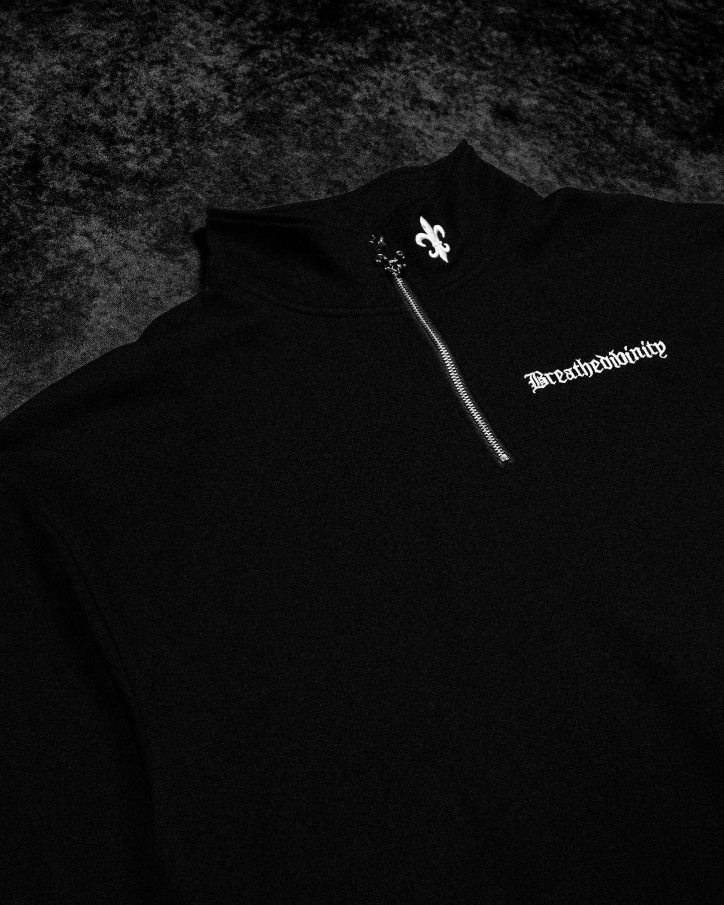 Elegant Quarter zip Crew neck [VOID BLACK]-Coordom