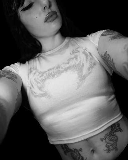 Essential Cropped baby T-shirt [DIVINE WHITE]-Coordom