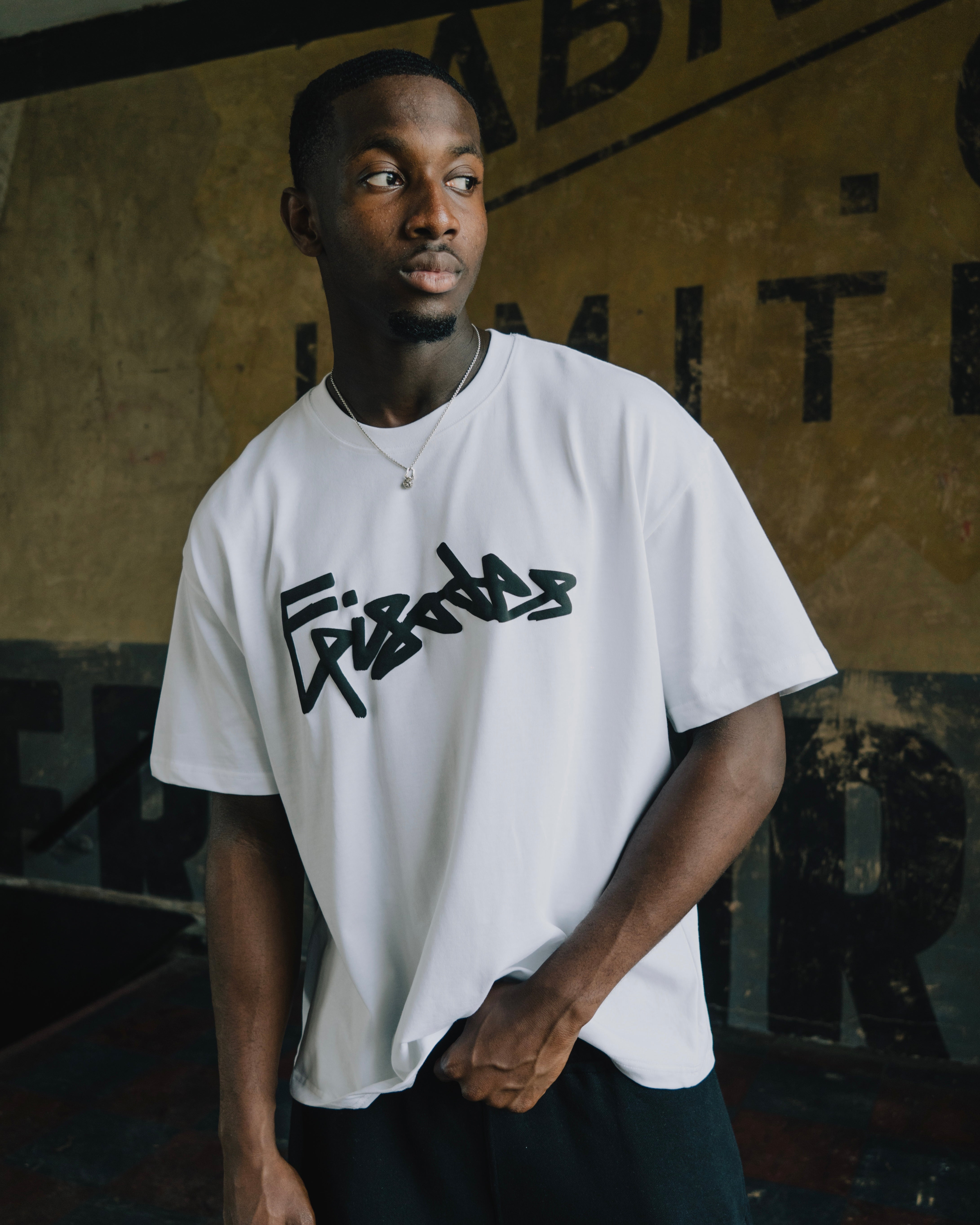 EPISODES TAG T BLKonWHT-Coordom