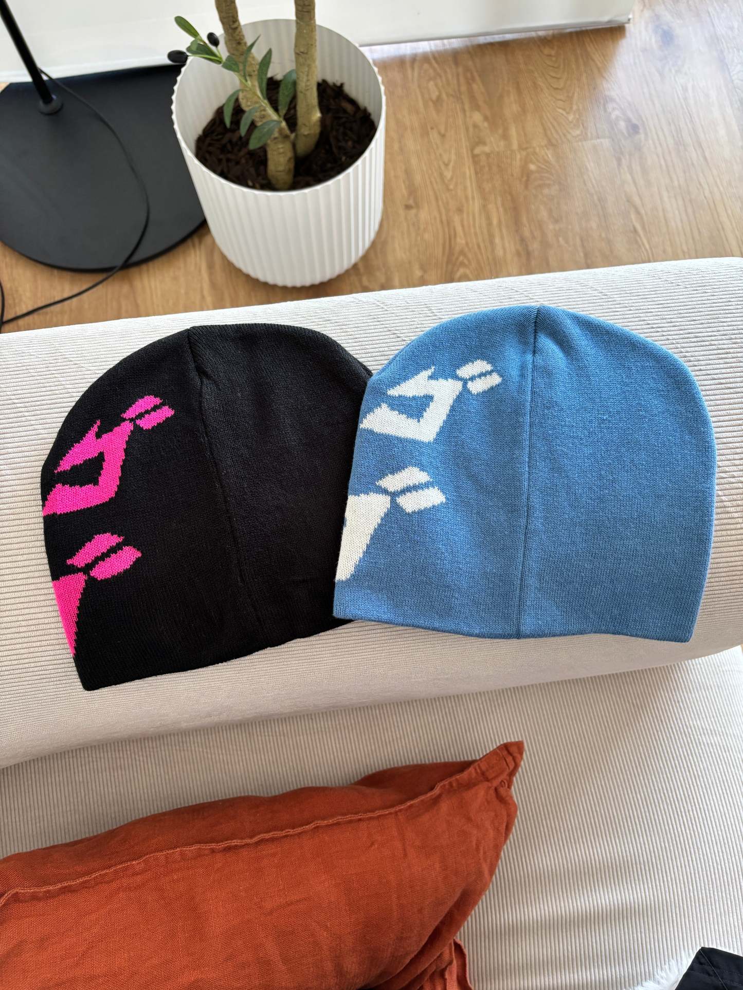 BIZARRE BEANIES-Coordom