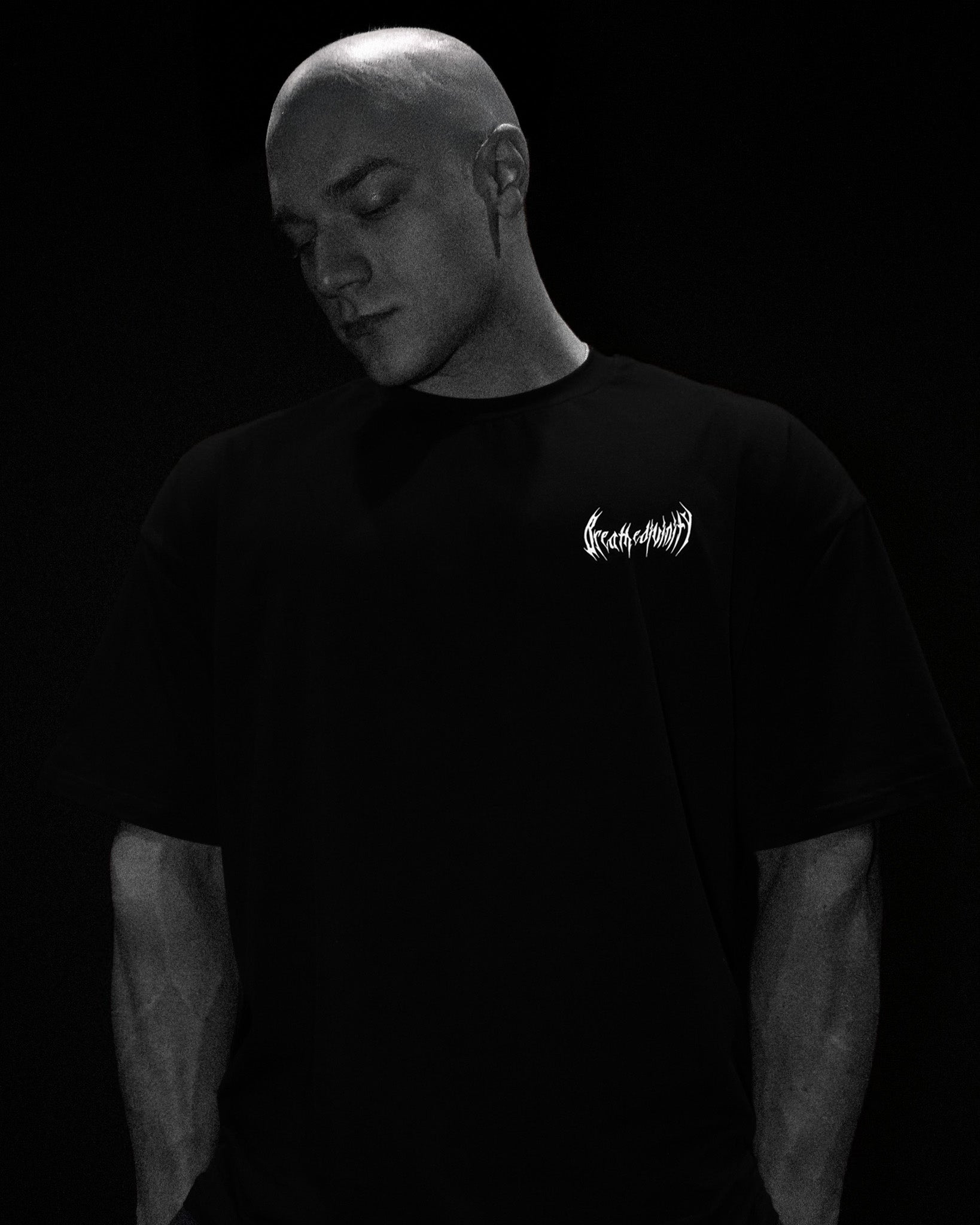Elegant Box Logo Oversized Lightweight T-shirt [VOID BLACK]-Coordom