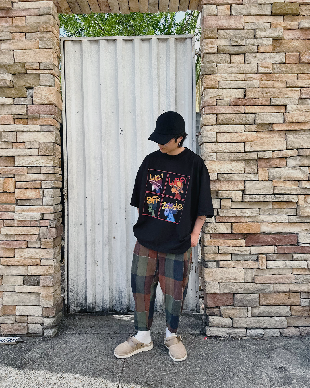 Captain 4-Panel Black Oversized Tee-Coordom