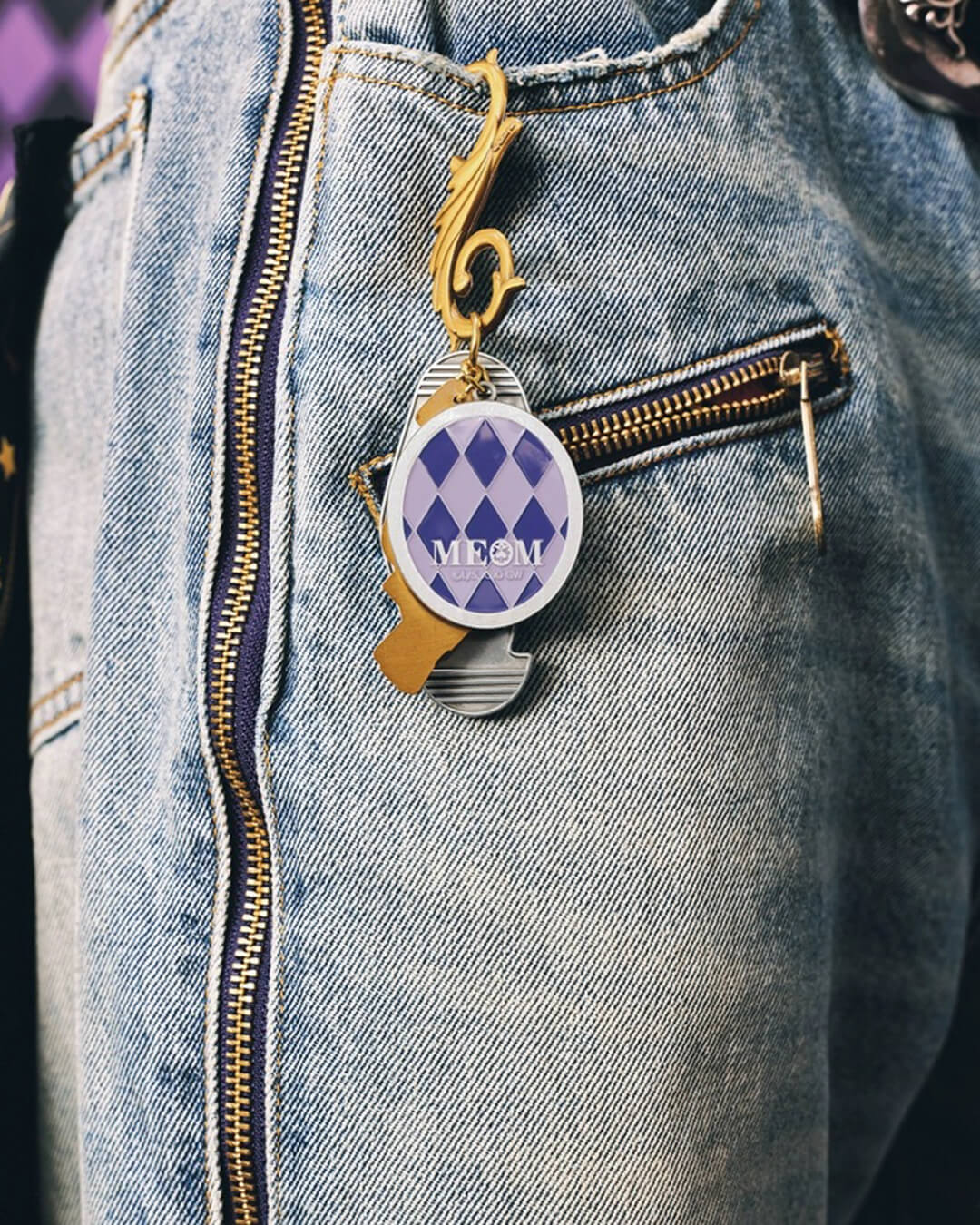 JOJO  Character Keychain-Coordom