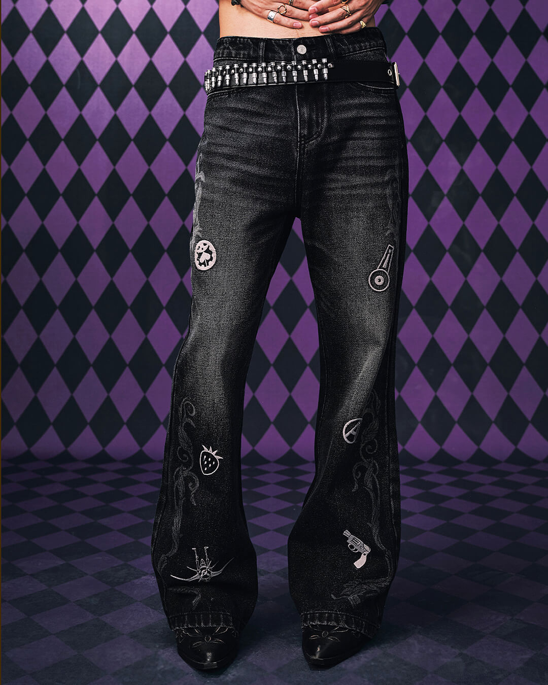 JOJO  Icon Embroidery Washed Distressed Jeans-Coordom