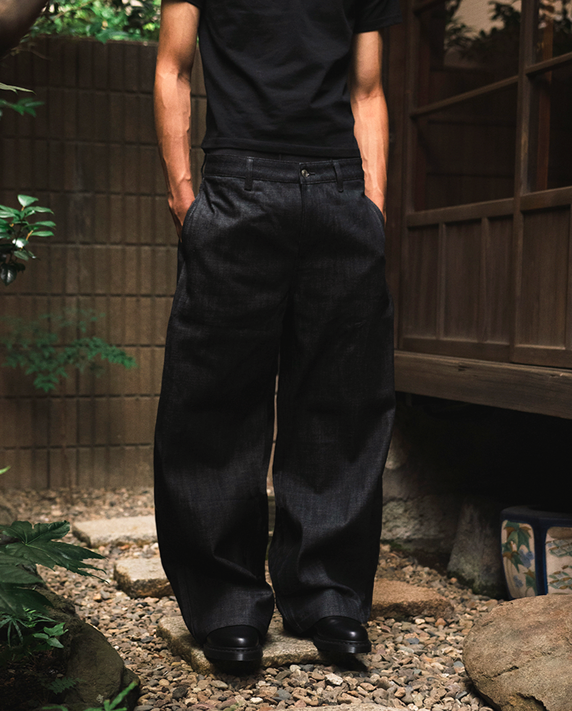 MENES Janome Raw Baggy Jeans - Black-Coordom