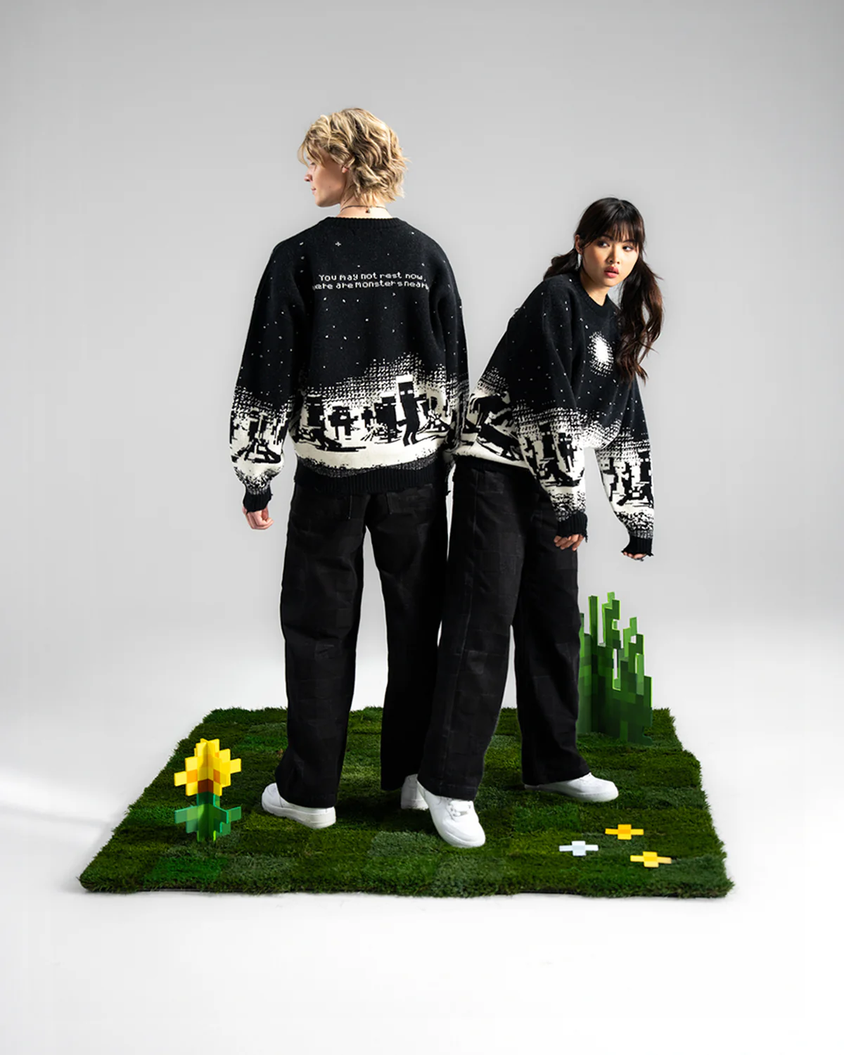  Monsters Nearby Knit-Coordom