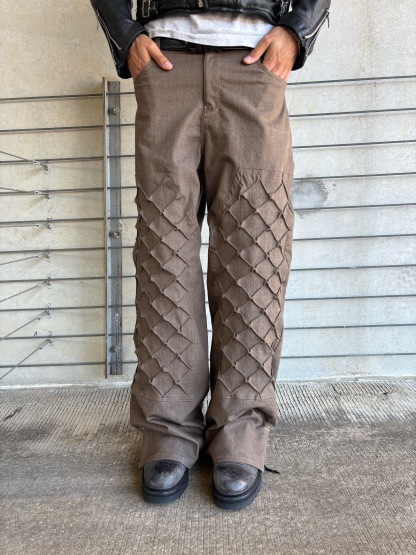 SCALE EMBOSSED STRUCTURE PANTS-Coordom