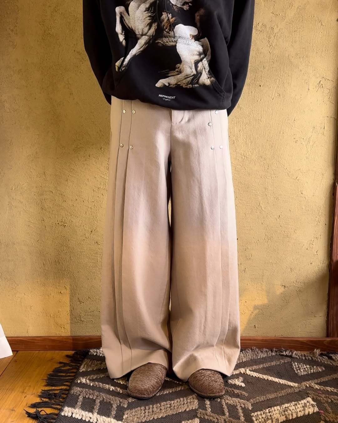 PLEATED RIVET PANTS-Coordom