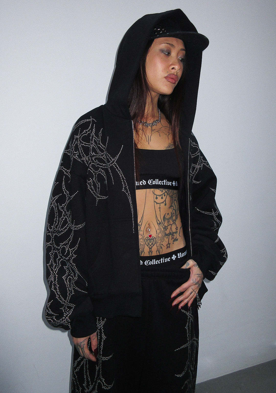 HAUNT STUDDED ZIP HOODIE BLACK-Coordom