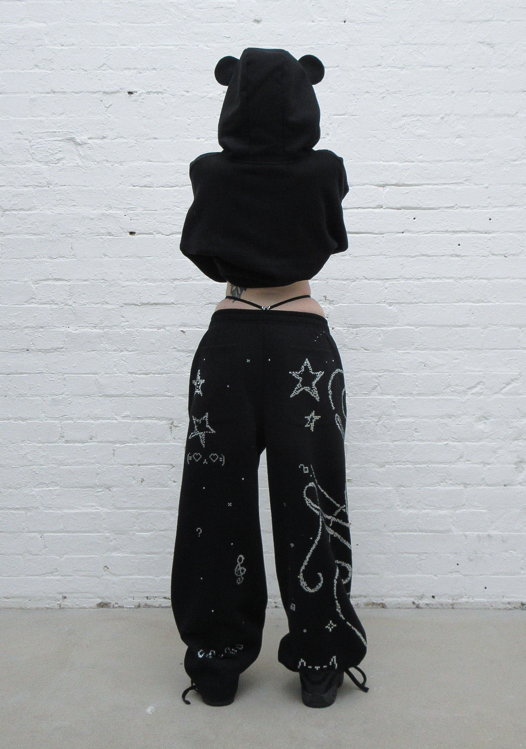 DREAMER RHINESTONE TEDDY OVERSIZED SWEATPANTS BLACK-Coordom