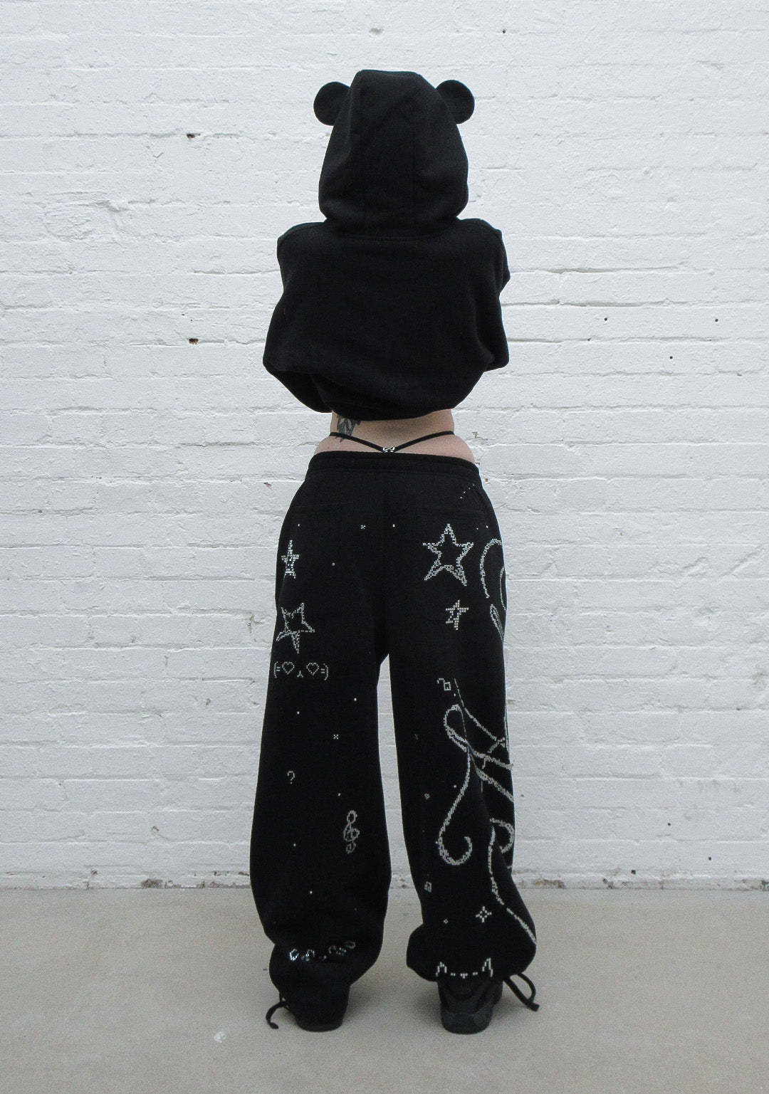 DREAMER RHINESTONE TEDDY OVERSIZED SWEATPANTS BLACK-Coordom