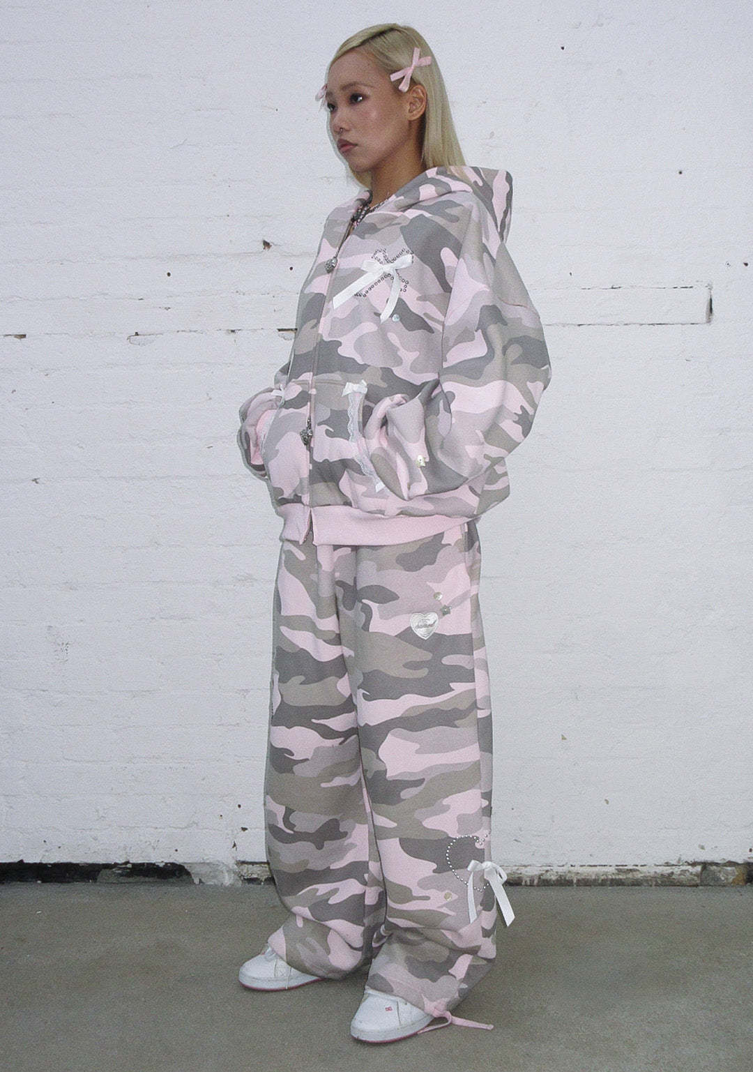 WHISPER OVERSIZED SWEATPANTS PASTEL CAMO-Coordom
