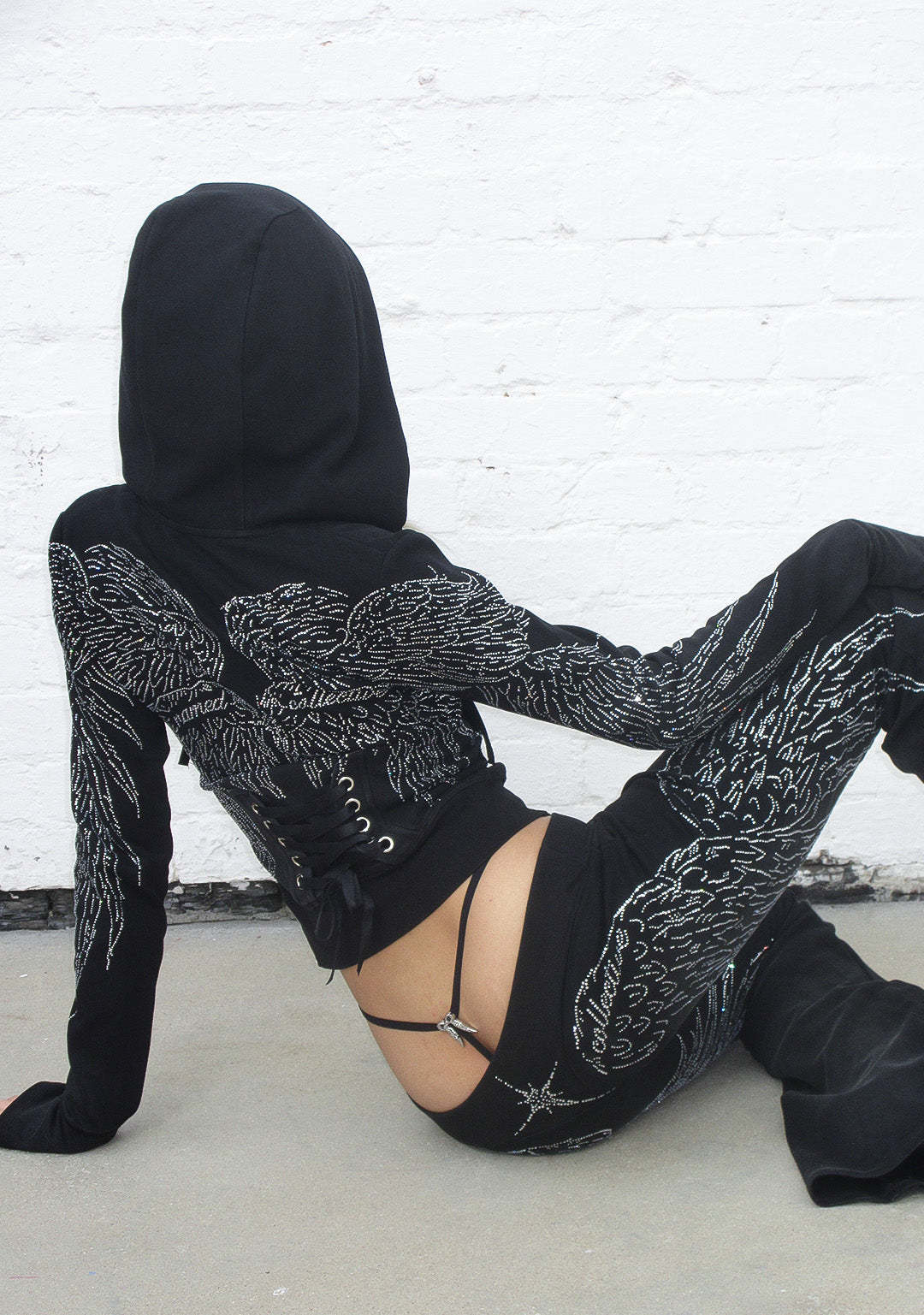 FALLEN RHINESTONE SCULPT HOODIE WASHED BLACK-Coordom
