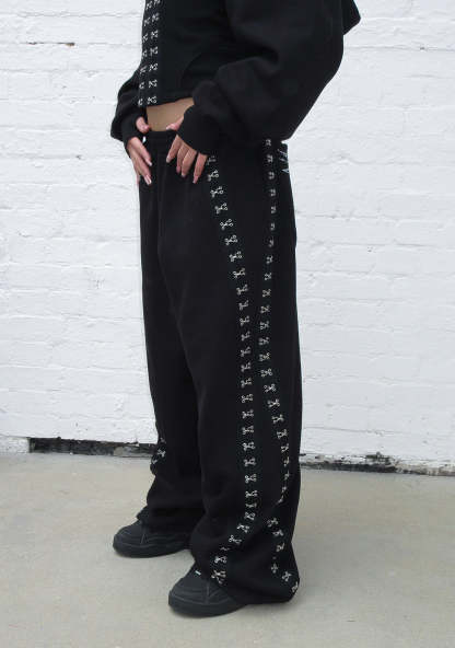 FALLEN HOOK AND EYE OVERSIZED SWEATPANTS BLACK-Coordom