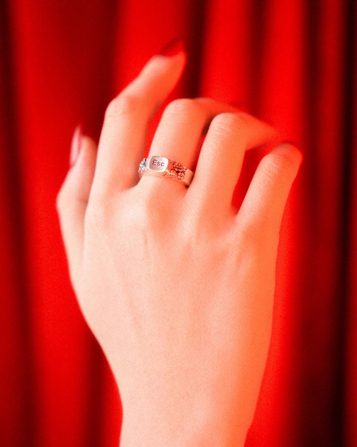  Escape Ring-Coordom