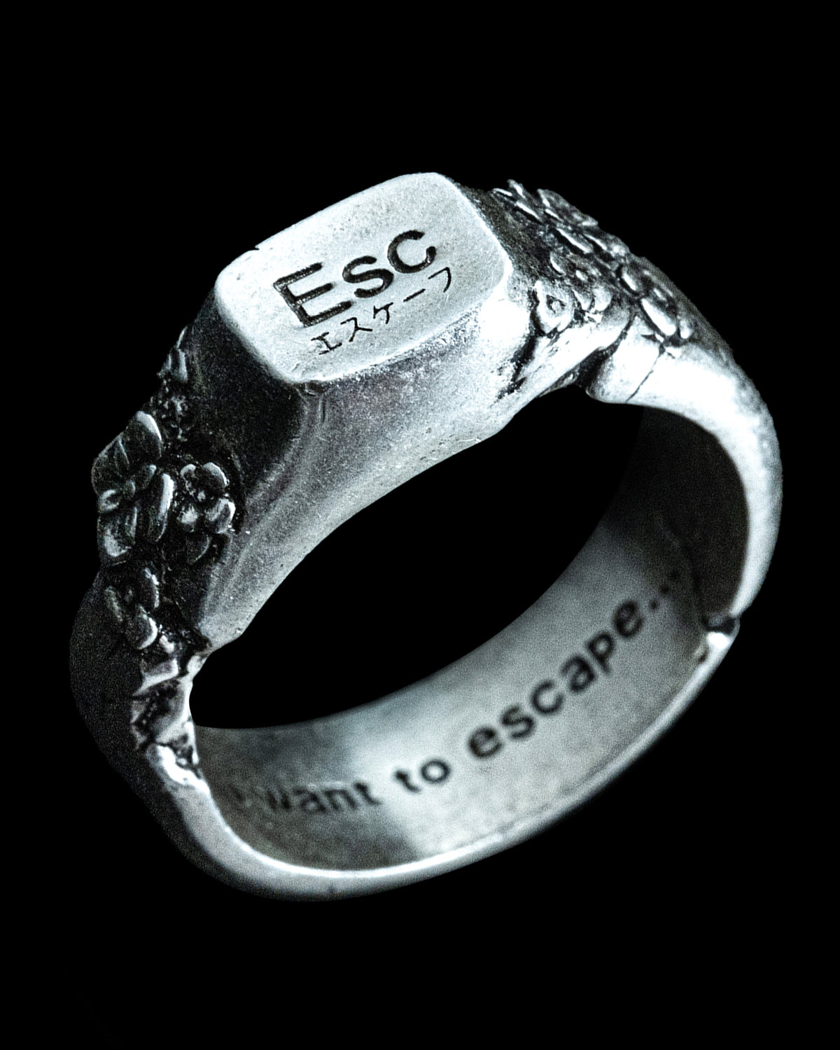  Escape Ring-Coordom