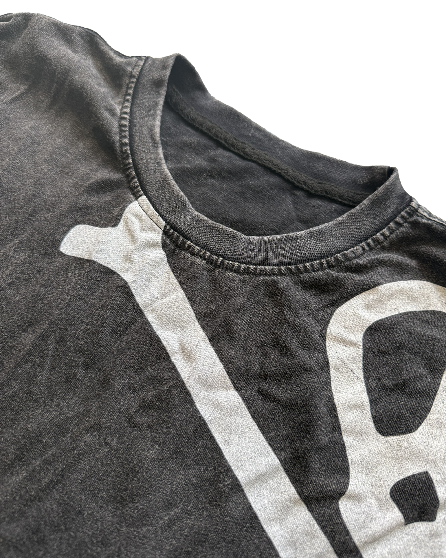 Ichigo Skull Graphic Tee | Bleach Anime Streetwear Oversized T-Shirt-Coordom