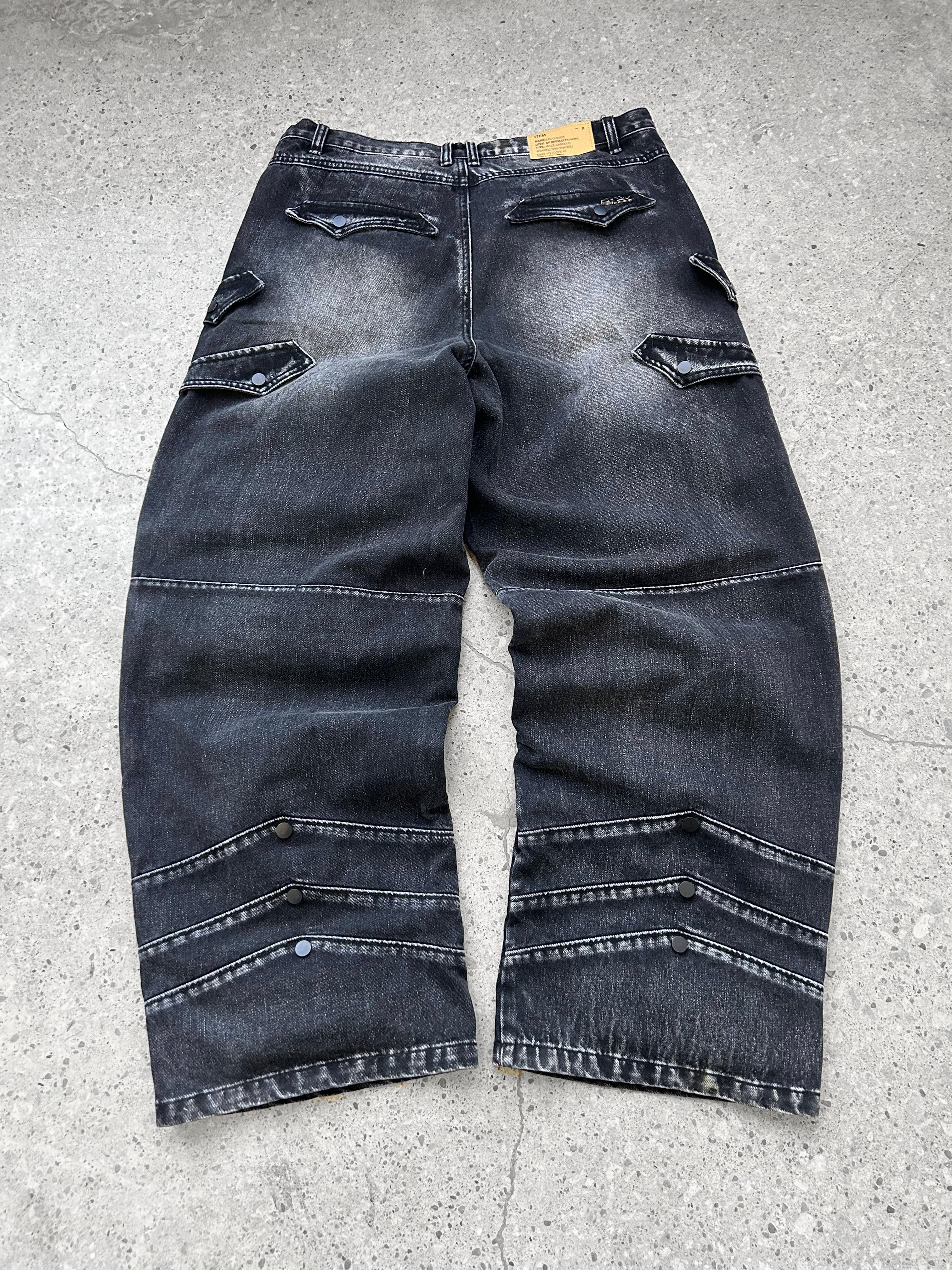 "WINTER ARMOR" Black Cargo Pants-Coordom