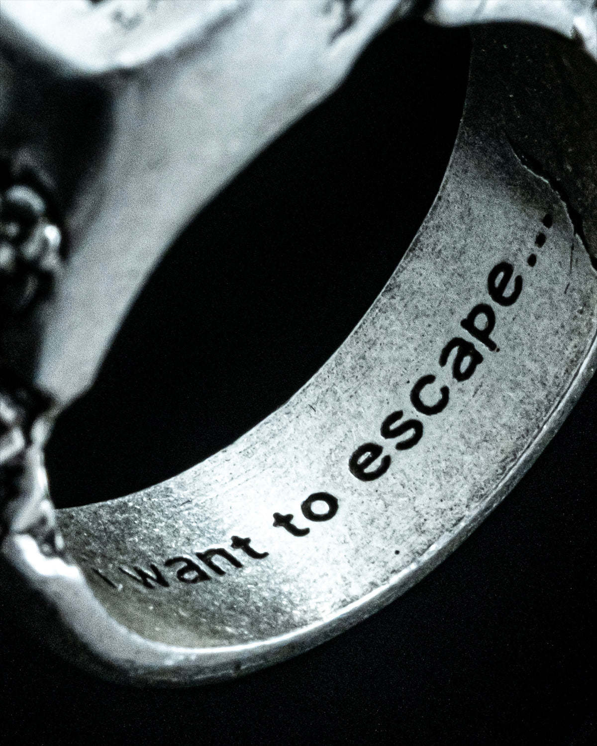  Escape Ring-Coordom