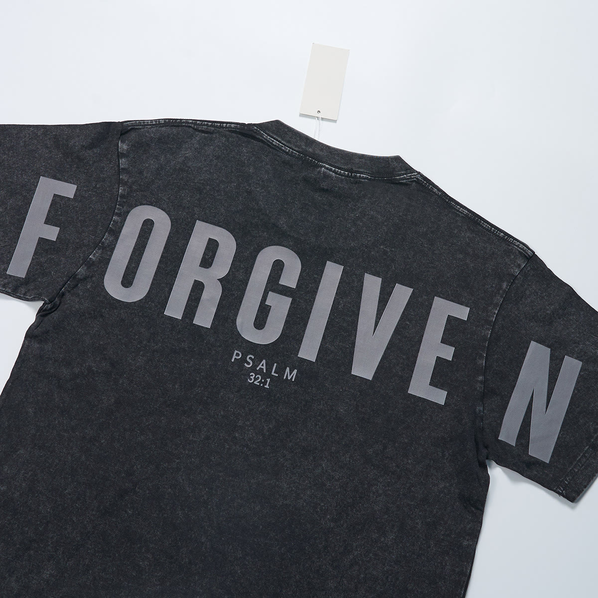 Unisex Forgiven Psalm 32:1 Print Acid Washed T-shirt - image 4