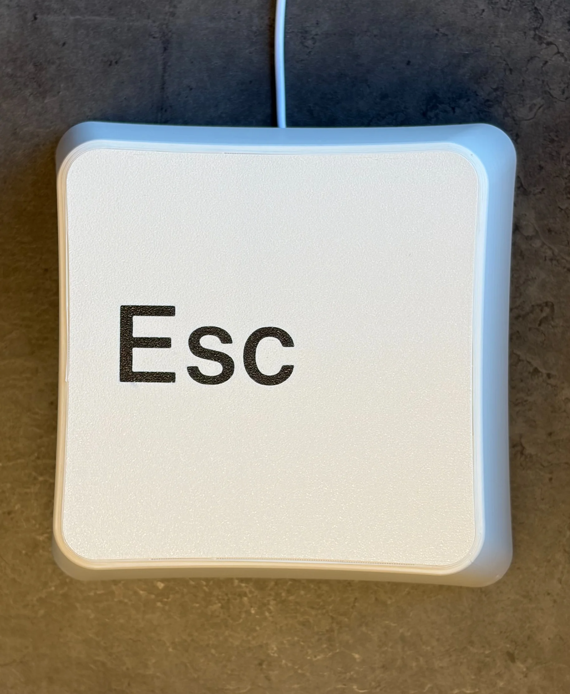 Keyboard Key Night Light – Ctrl & Esc Desk Lamp for Gaming Room Decor