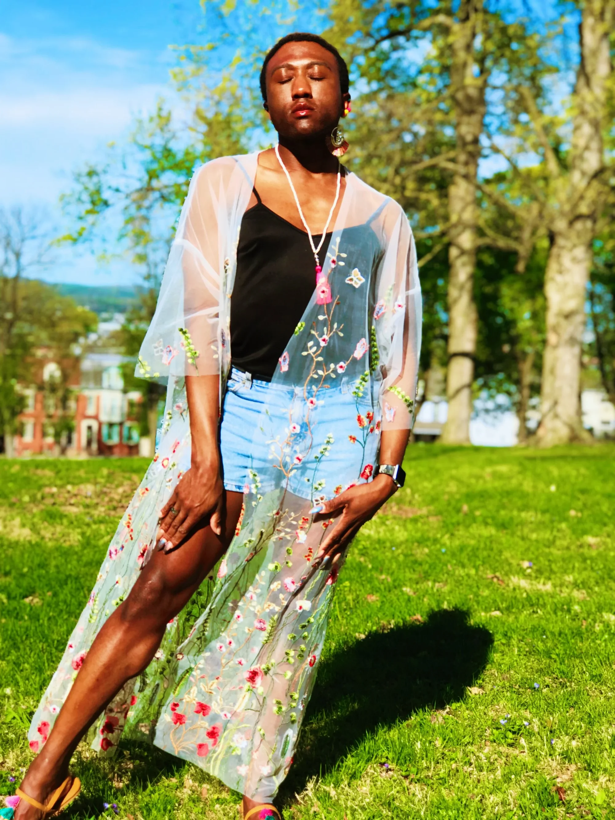 🌸Embroidered Pressed Floral Duster✨Designed to drape beautifully on all body types (free size)