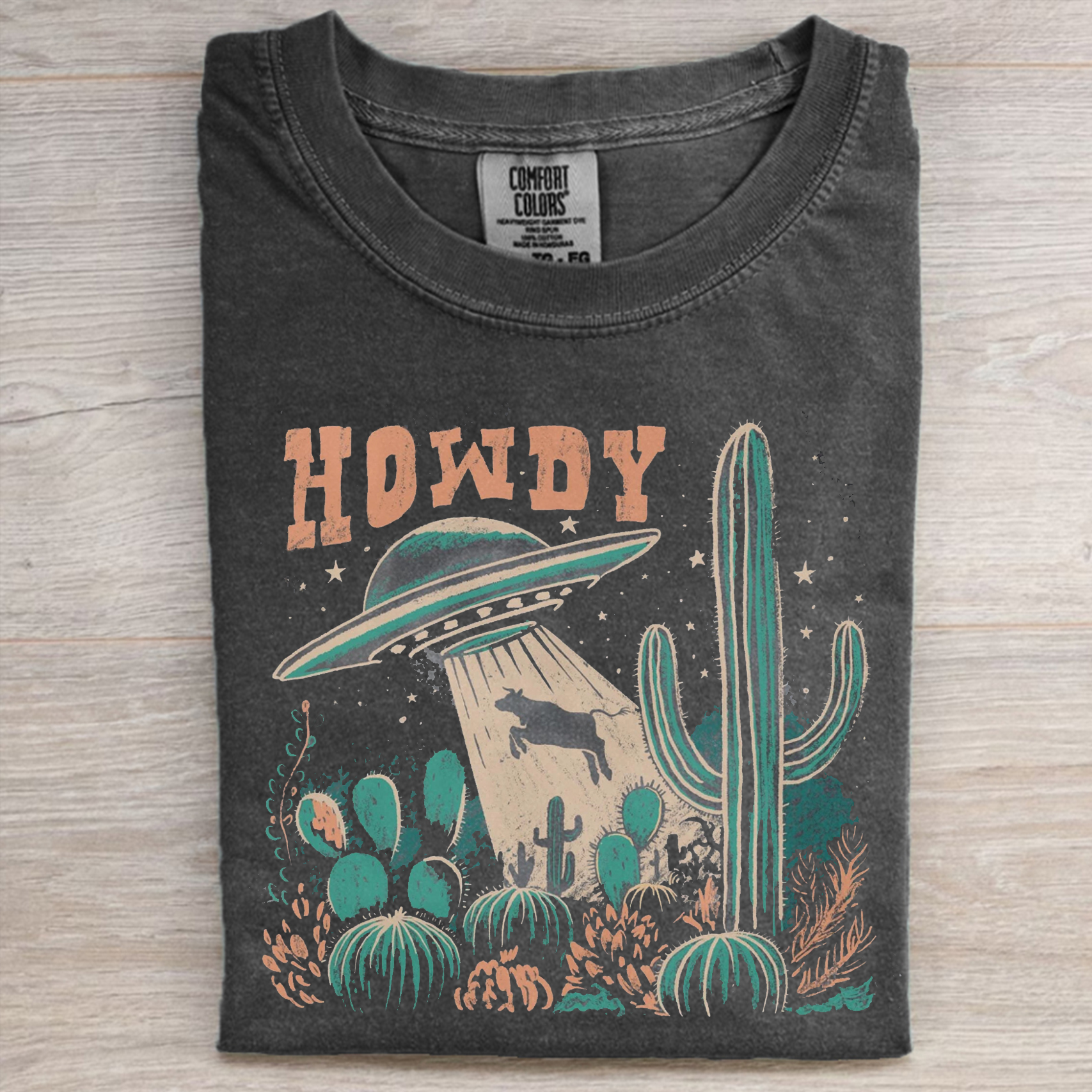 Howdy Western Cow UFO T-shirt