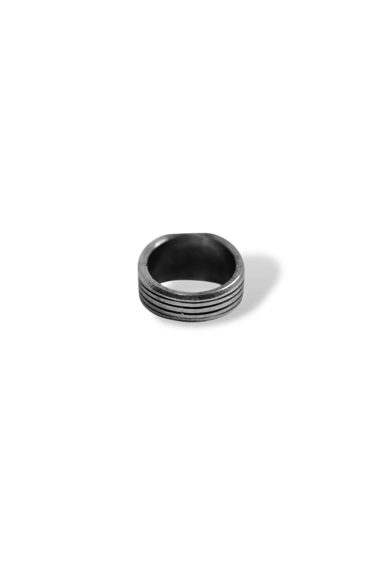 NERO RING V1
