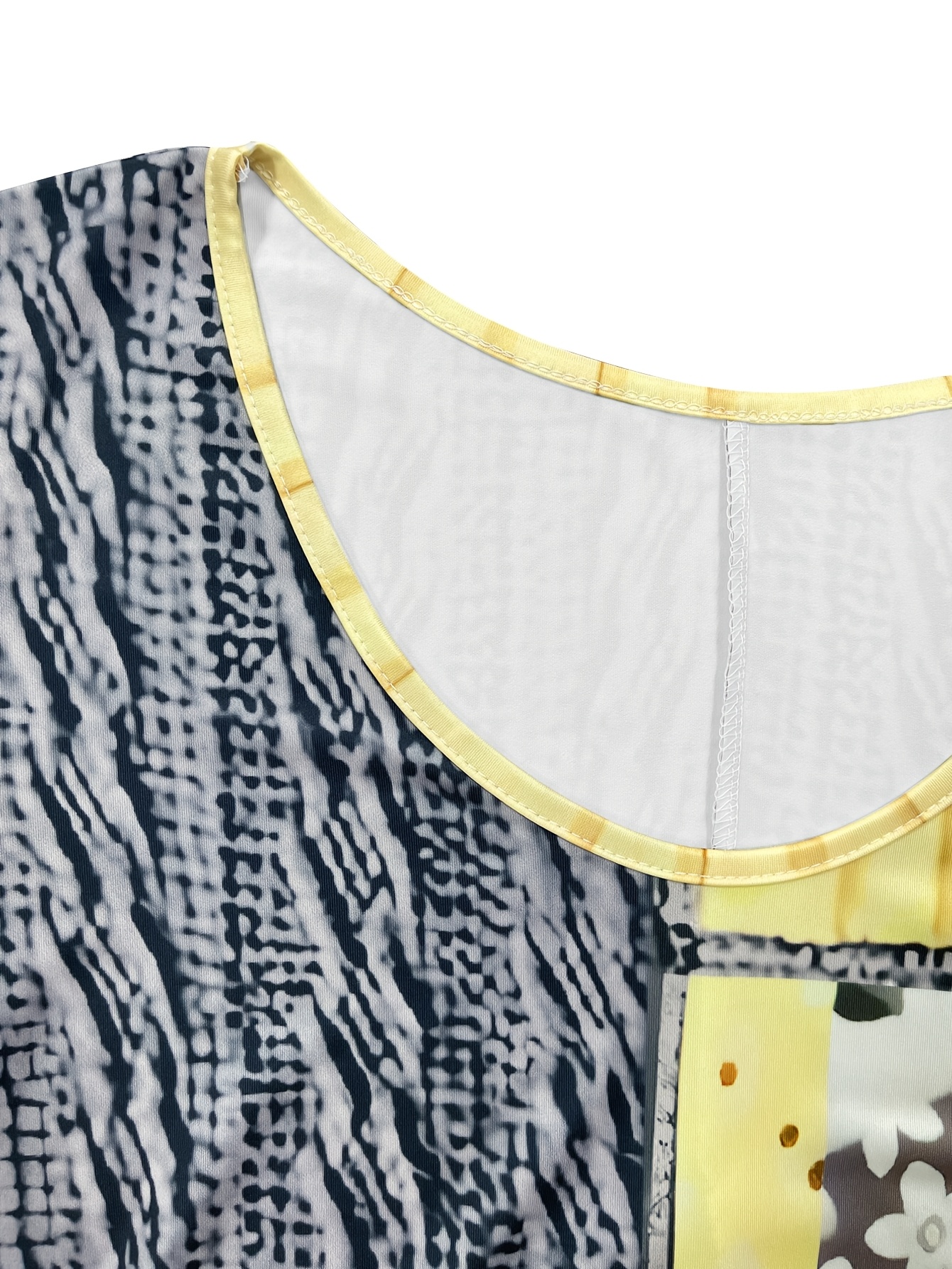 Plus Size Patchwork Floral Print Maxi Dress