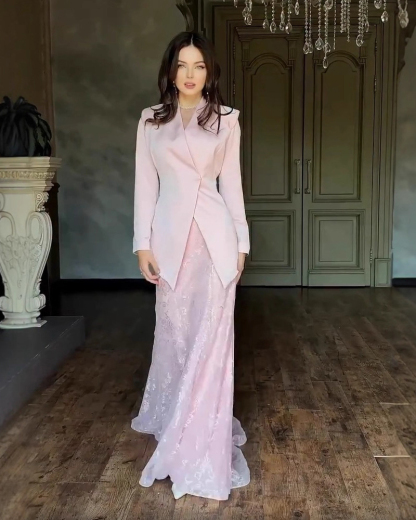 Simple Pink Textured Suit