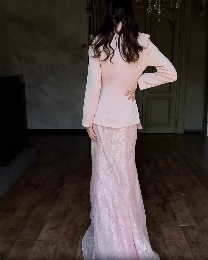 Simple Pink Textured Suit