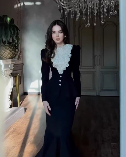 Elegant Solid-Color Suit Dress with Floral Neckline Embellishments
