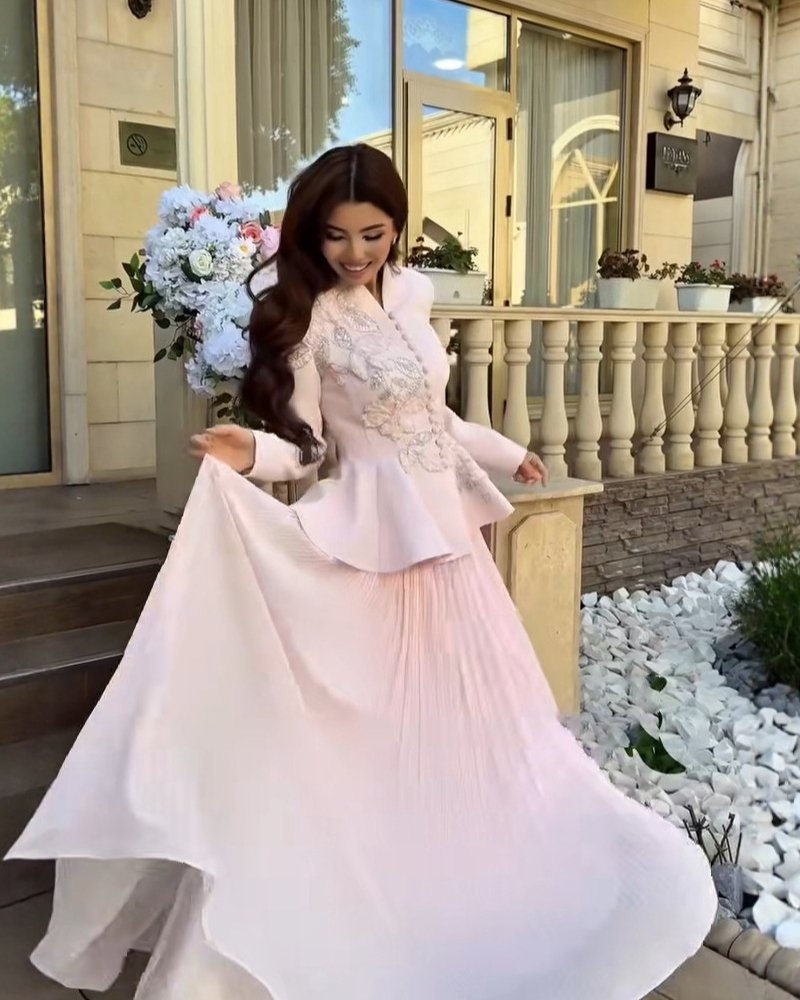 Vintage Embroidered Blazer & Pleated Skirt Set