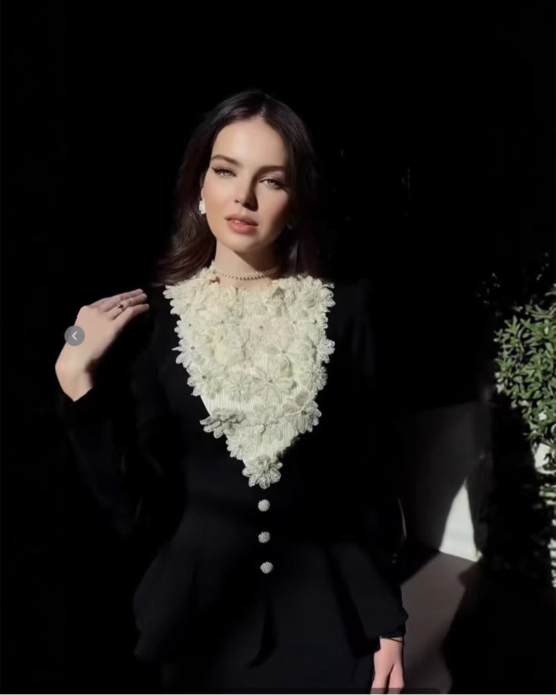 Elegant Solid-Color Suit Dress with Floral Neckline Embellishments