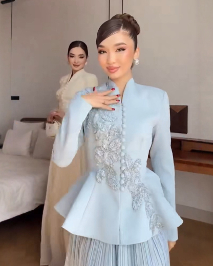 Vintage Embroidered Blazer & Pleated Skirt Set