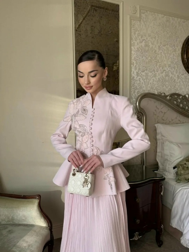 Vintage Embroidered Blazer & Pleated Skirt Set