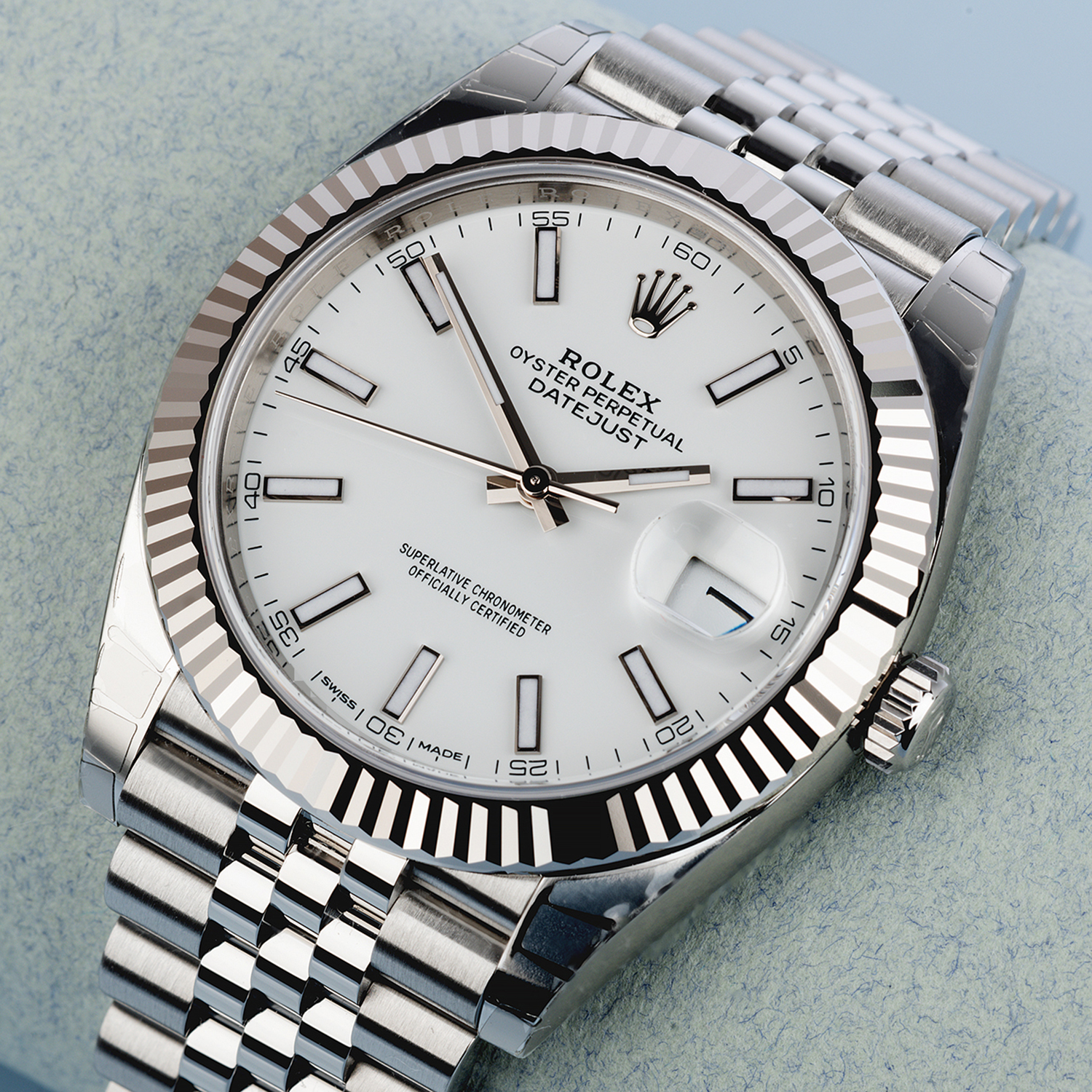 Rolthtex Datejust 41 Oystersteel and 18K White Gold 41 mm White Dial 126334-0010