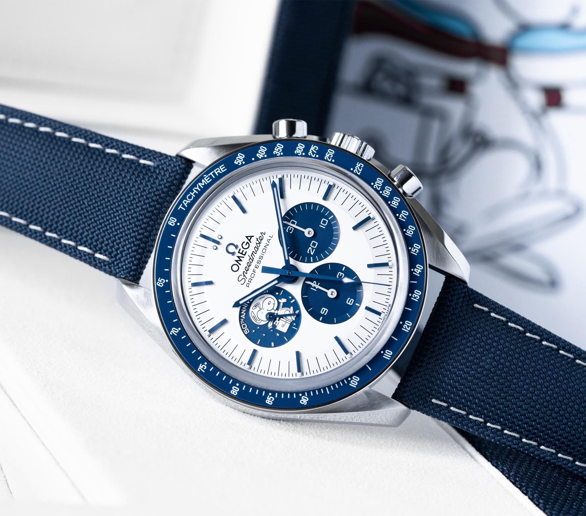 Omethtga Speedmaster Anniversary Series "Silver Snoopy Award" - 310.32.42.50.02.001