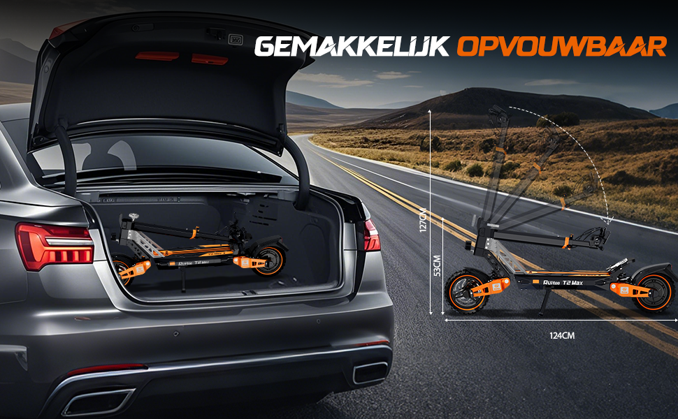 Opvouwbare elektrische scooter afgebeeld in de kofferbak van de auto en uitgevouwen op de weg. De scooter is voorzien van oranje accenten en een compact ontwerp voor eenvoudige opslag en transport.