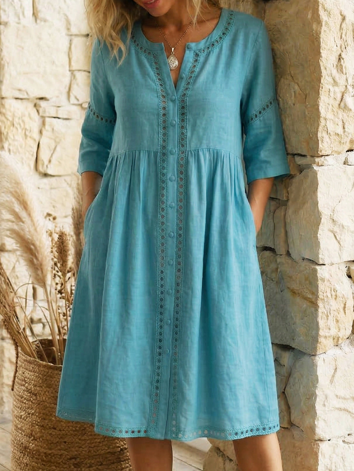 Casual & Cozy Lace-paneled Cotton-linen Dress