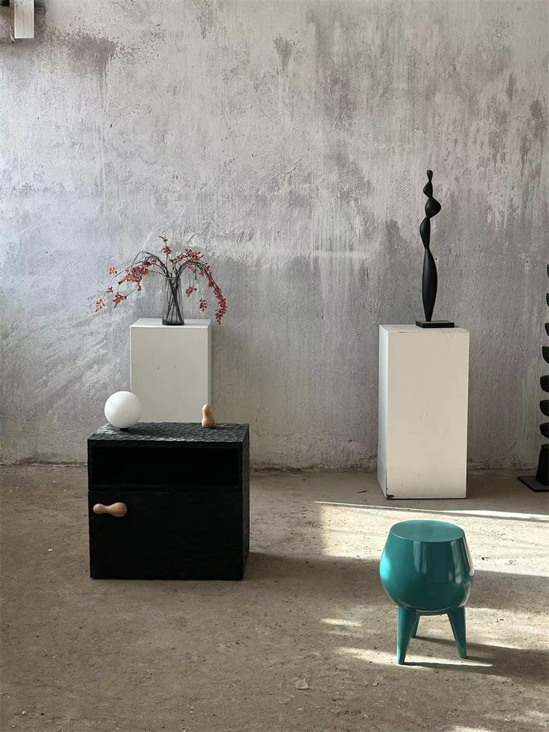 High-appearance artistic textured handmade hammered solid wood bedside table