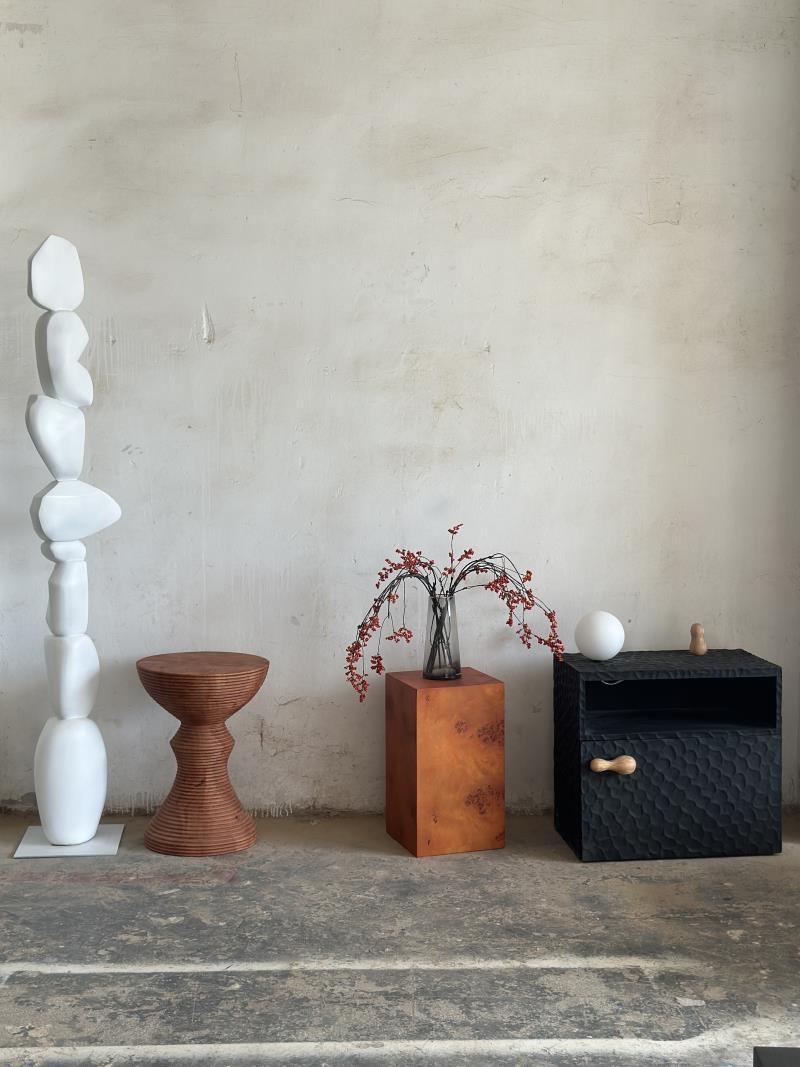 Natural Tumor Wood Cube Base Geometric Column Edge Display Stand