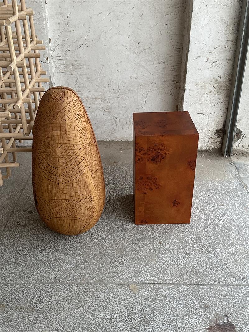 Natural Tumor Wood Cube Base Geometric Column Edge Display Stand