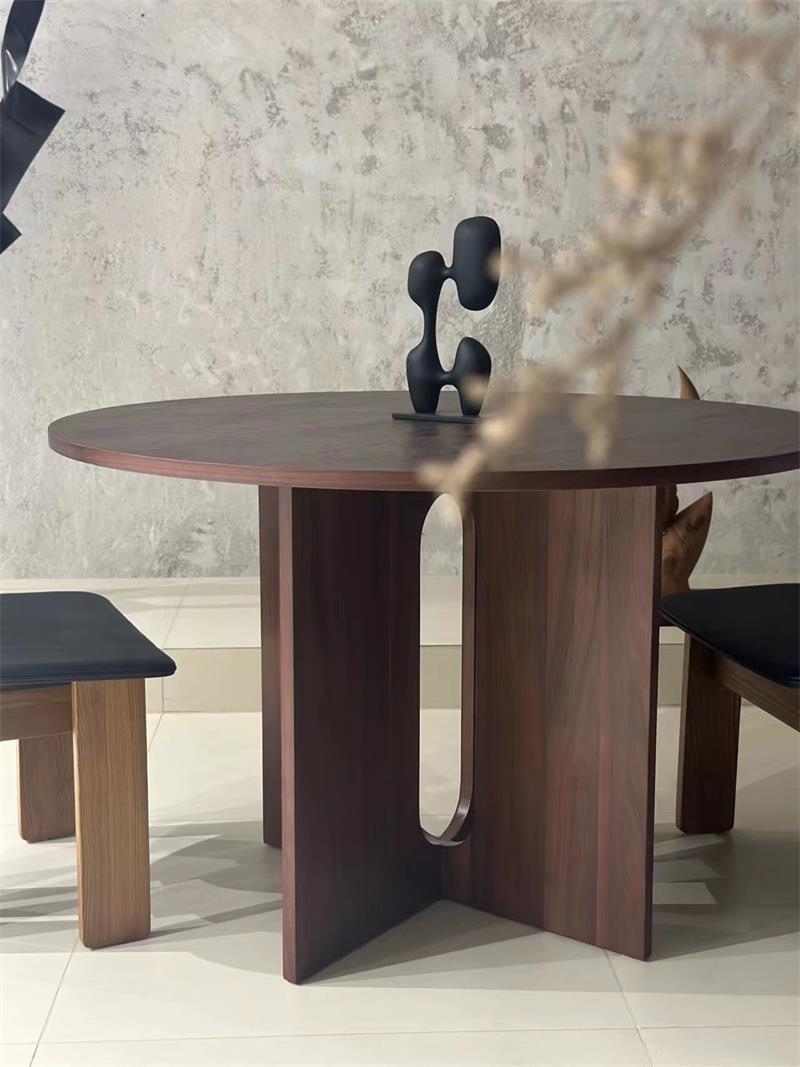 Medieval modern minimalist round four-legged crossed base solid wood dining table