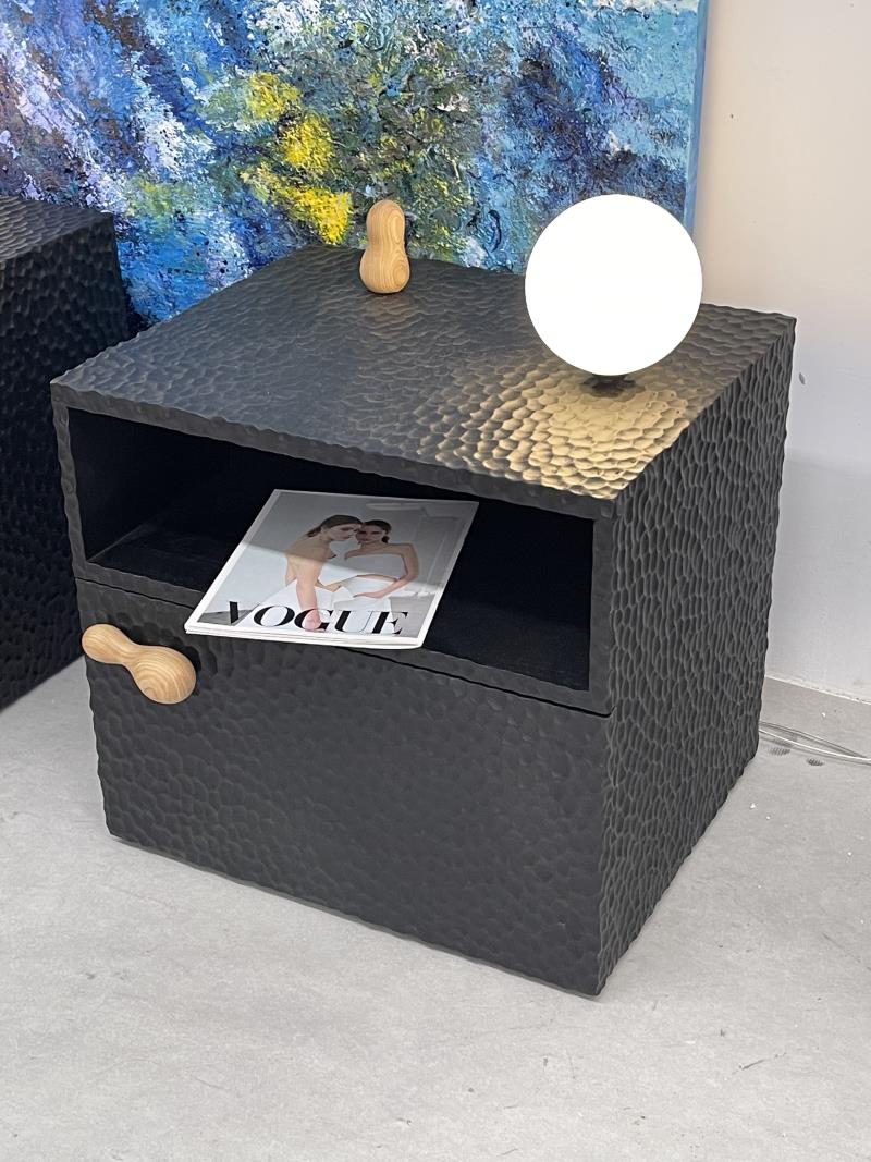 High-appearance artistic textured handmade hammered solid wood bedside table
