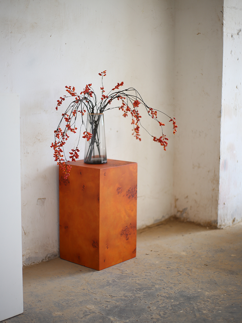 Natural Tumor Wood Cube Base Geometric Column Edge Display Stand