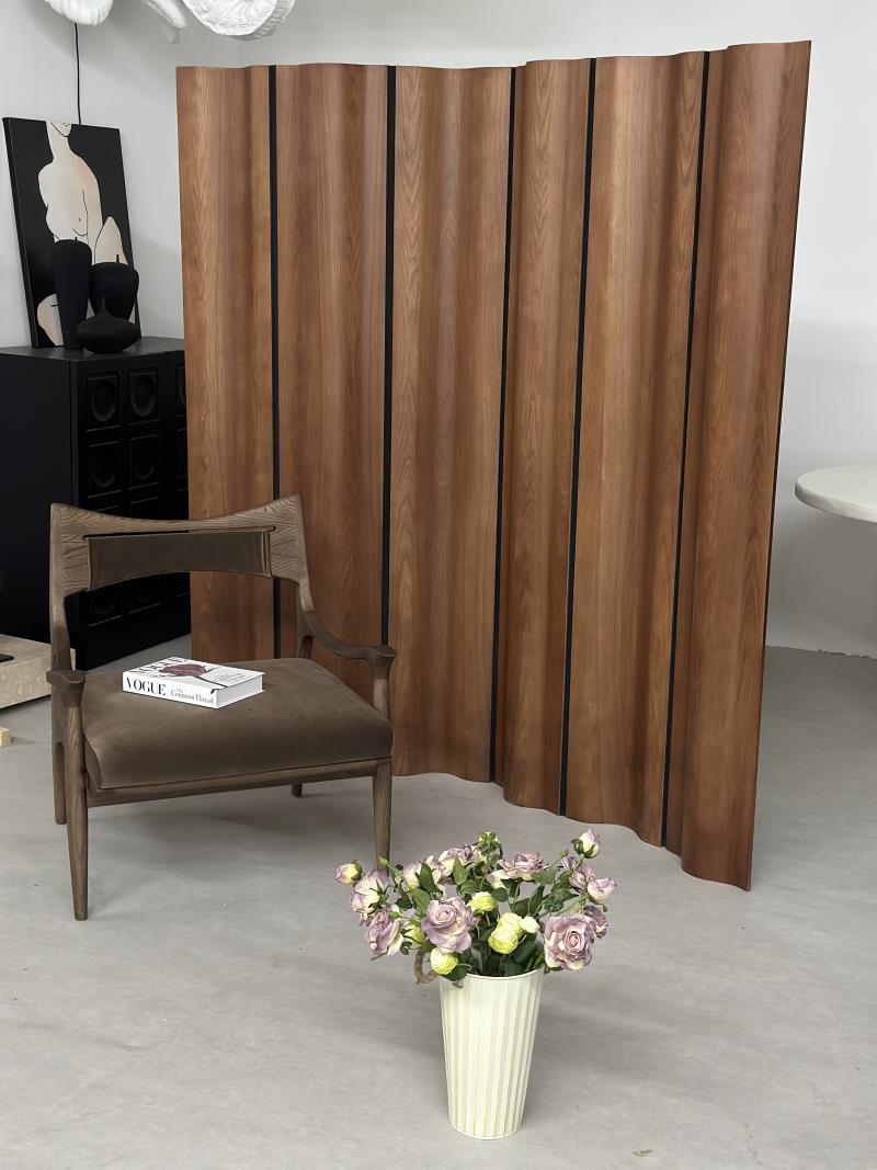 Modern minimalist high-value wavy top solid wood partition screen