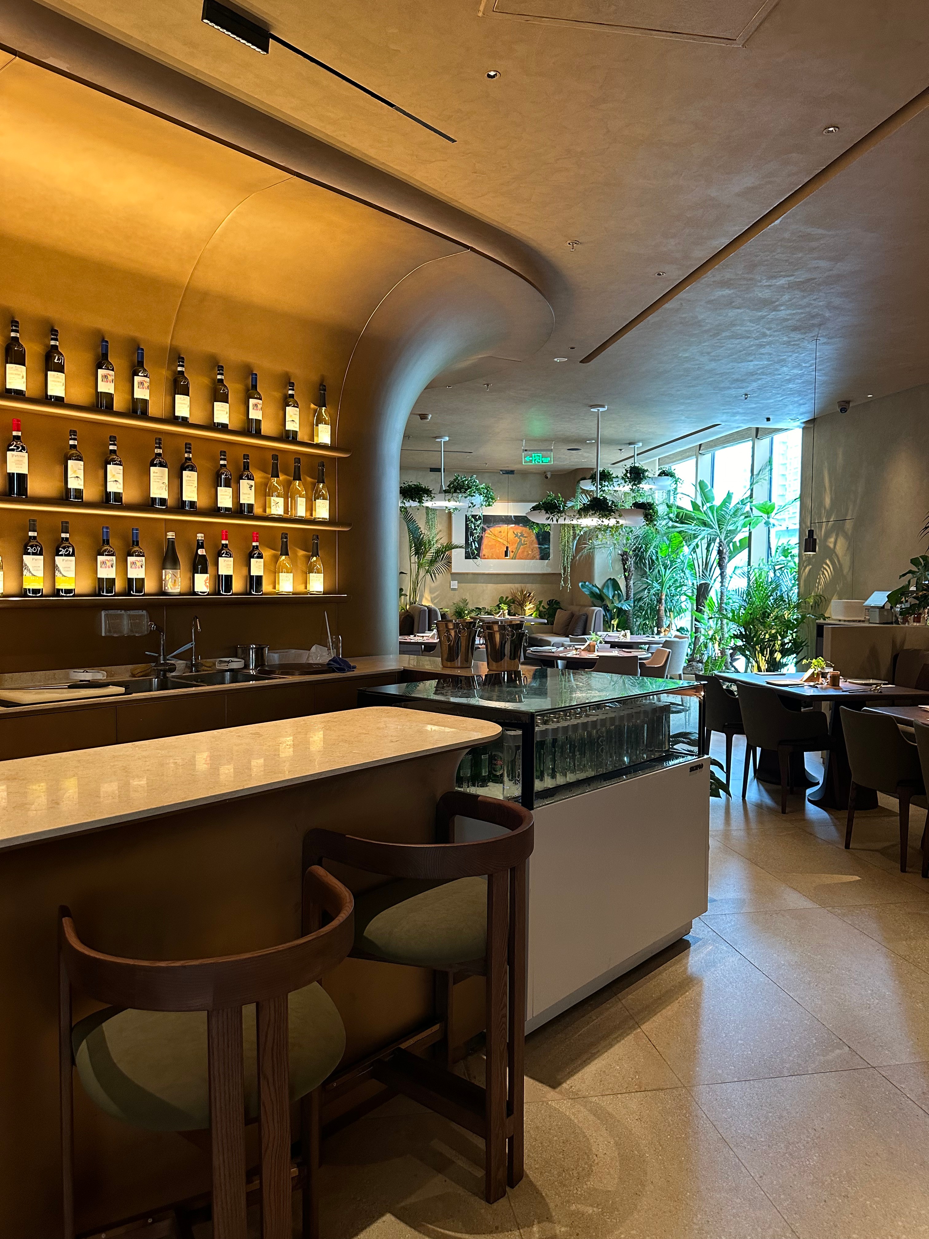 Custom Solid Wood Wall Bar Dining Chair for Restaurant Project Engineering Whole House Customization Restaurant Sets